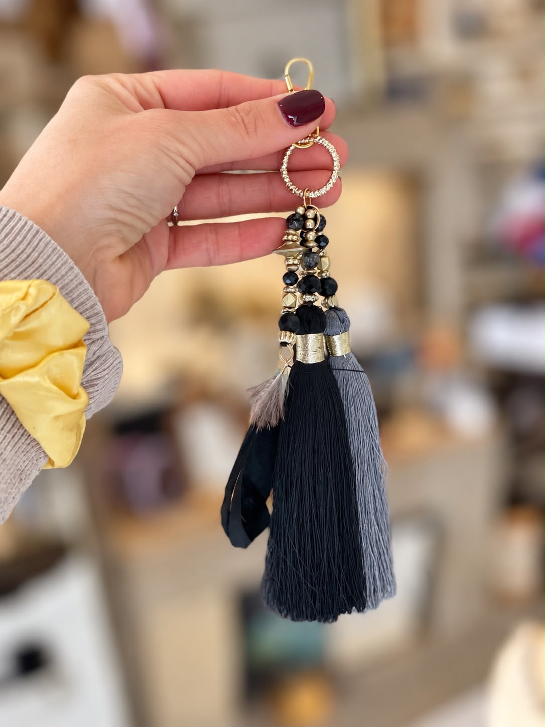 Pampille Bohème — bijou de sac à pompon, création Lolita Glaia Collection