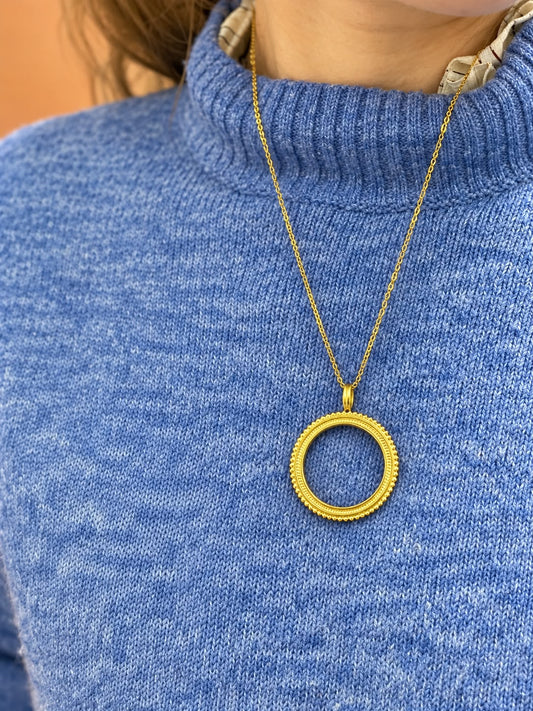 Collier Hublot — large anneau doré ciselé, chaîne fine Glaia Collection