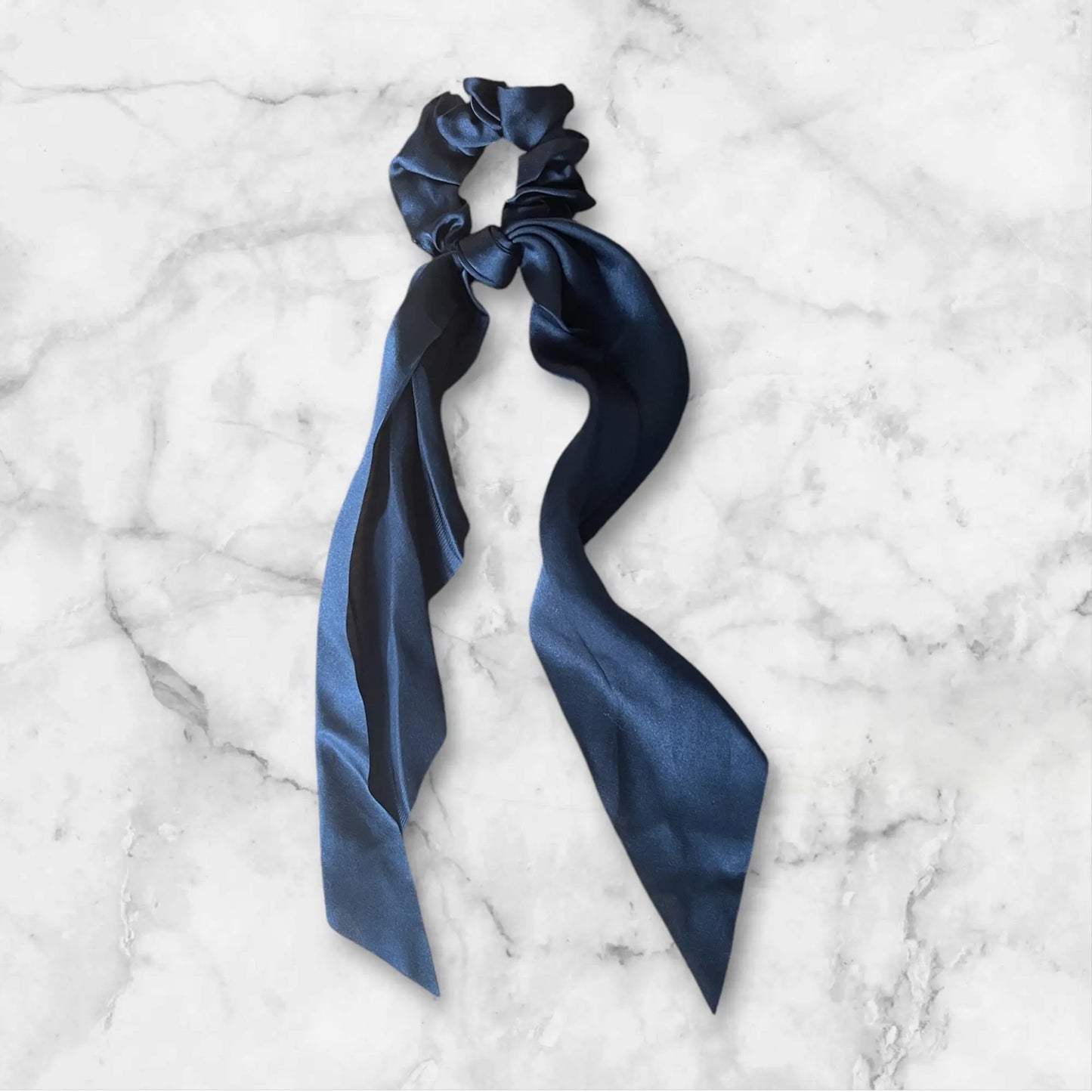 Chouchou foulard Lio en satin Noir Glaia Collection