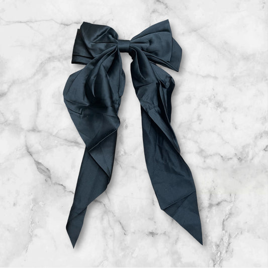 Barrette foulard noeud Ruth en satin noir Glaia Collection