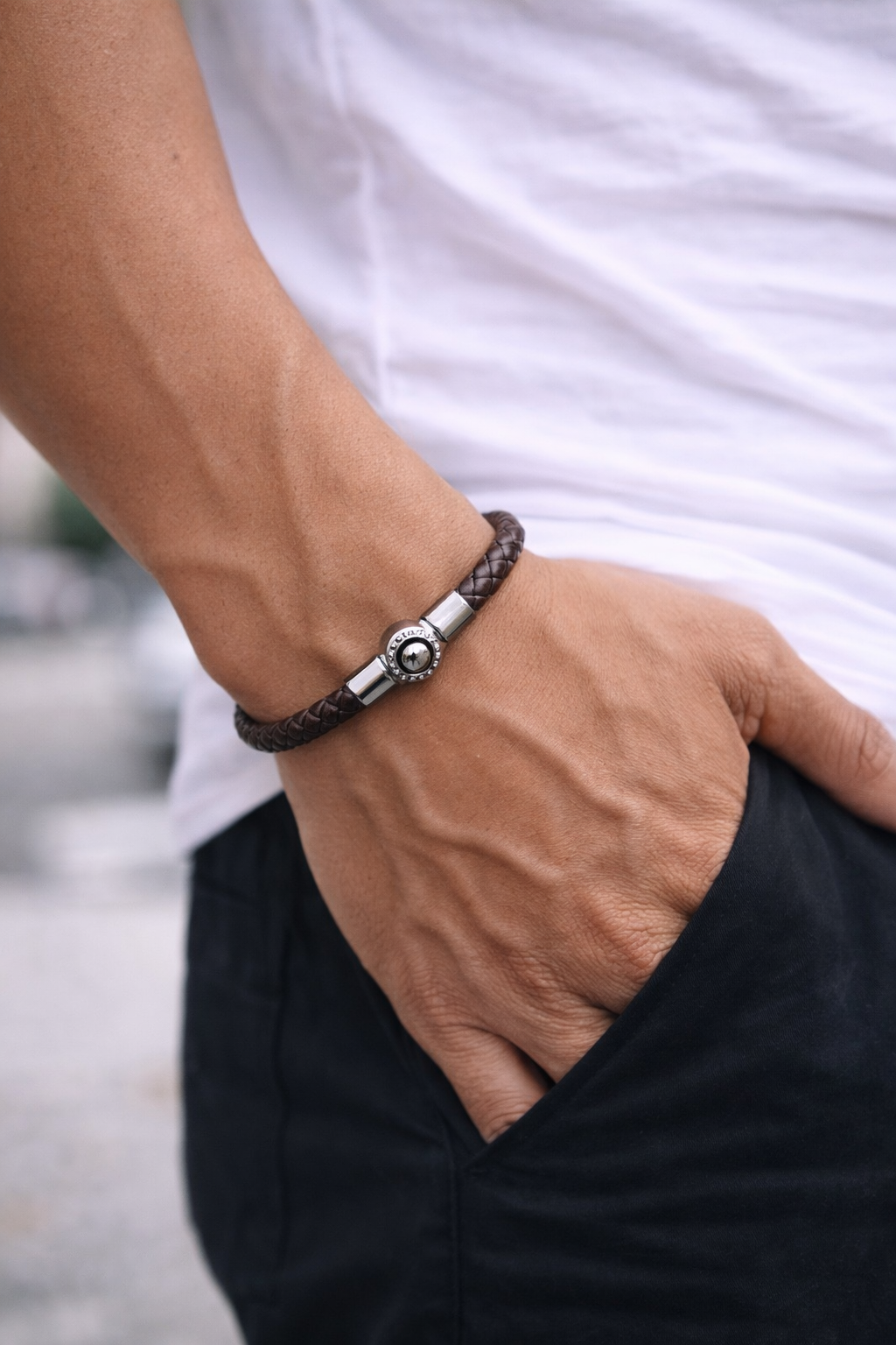 Bracelet en cuir tressé noir – Élégance intemporelle Glaia Collection