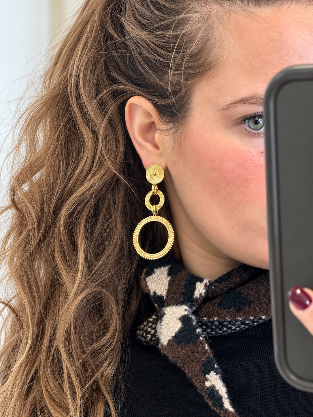 Boucles d'oreilles Cyclade — trois anneaux dorés en cascade Glaia Collection